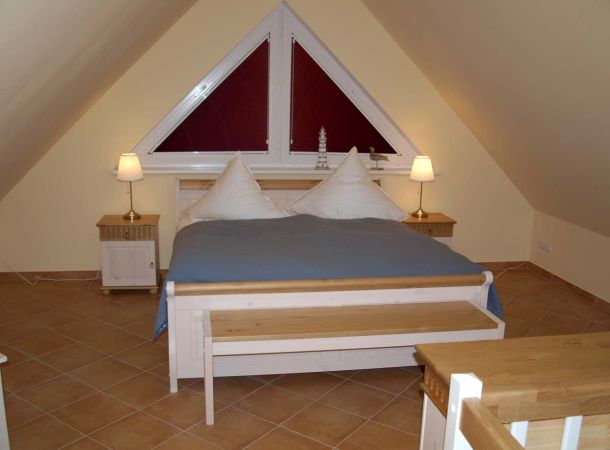 Schlafzimmer2 Dachgeschoss